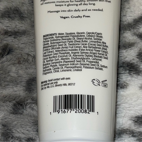 Alo Yoga Systems Superfruit Moisturizing Body Lotion - Picture 5 of 6